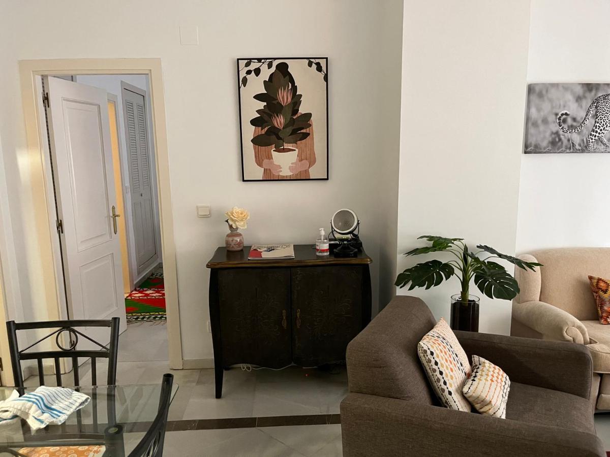 Very Nice Apartament. City Center. Private Parking Sevilla Bagian luar foto