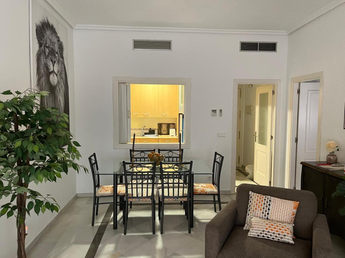 Very Nice Apartament. City Center. Private Parking Sevilla Bagian luar foto